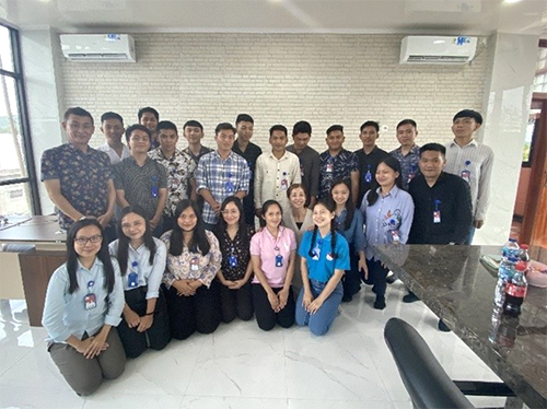 入国前講習の様子４