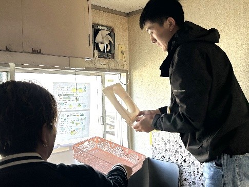 そうじ指導の様子4